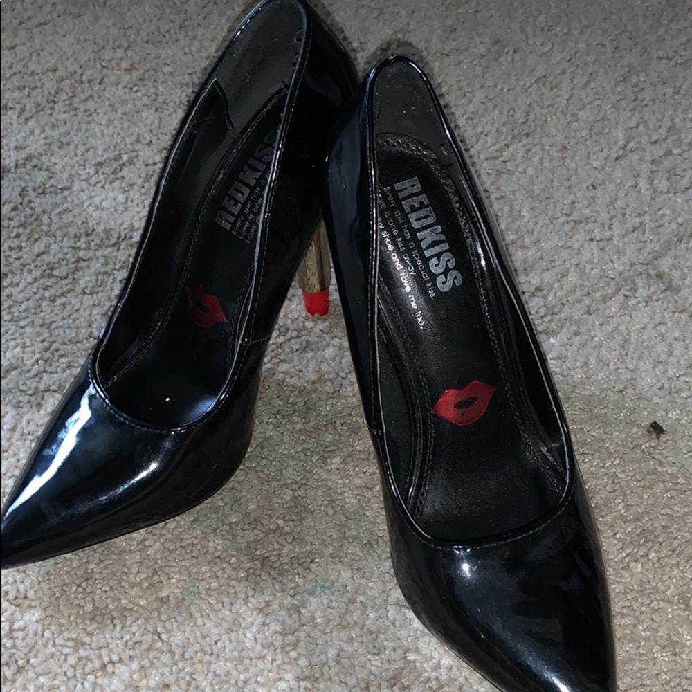 Black heels